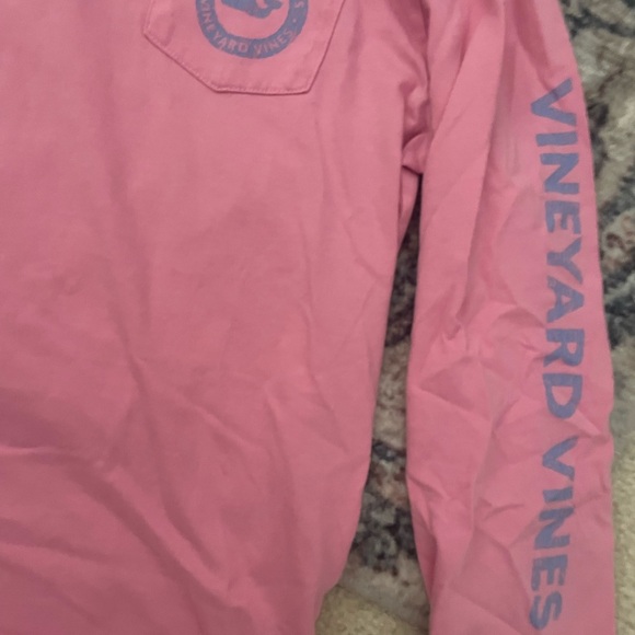 Girls, vineyard vines T-shirt, pink size medium - Picture 5 of 5